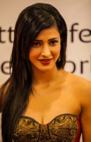 Shruti Haasan (aka) Shruti Hasan