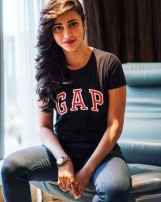 Shruti Haasan (aka) Shruti Hasan