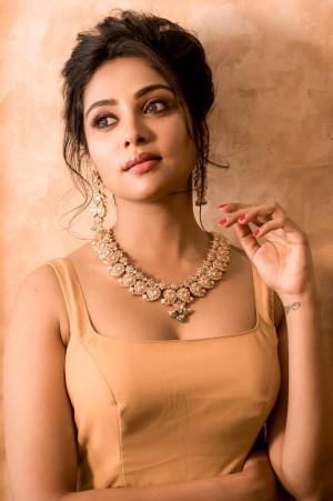 Smruthi Venkat (aka) Smruthi