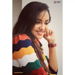 Smruthi Venkat (aka) Smruthi