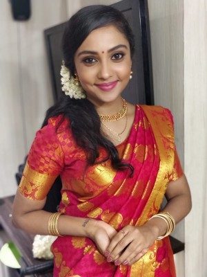 Smruthi Venkat (aka) Smruthi