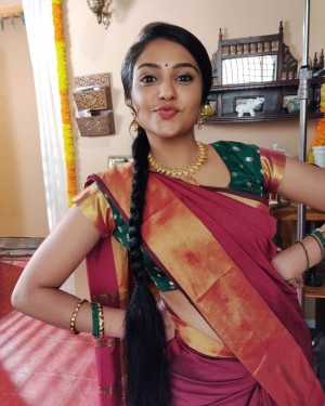 Smruthi Venkat (aka) Smruthi