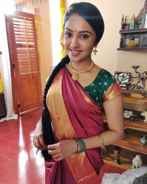 Smruthi Venkat (aka) Smruthi