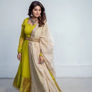 Sneha (aka) Sneha Prasanna