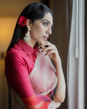 Sobhita Dhulipala (aka) Sobhita Dhulipalaa