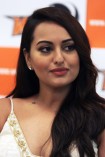 Sonakshi Sinha (aka) Sonakshi