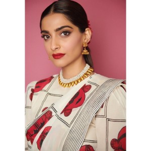 Sonam Kapoor (aka) Sonam