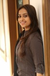 Sri Divya (aka) Sri Diviya