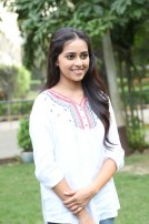 Sri Divya (aka) Sri Diviya