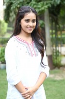 Sri Divya (aka) Sri Diviya