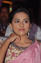 Sri Divya (aka) Sri Diviya