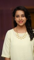 Sri Divya (aka) Sri Diviya