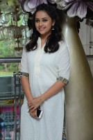 Sri Divya (aka) Sri Diviya