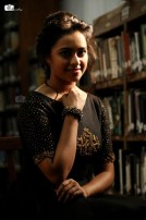 Sri Divya (aka) Sri Diviya