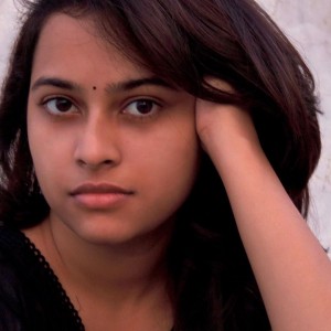 Sri Divya (aka) Sri Diviya