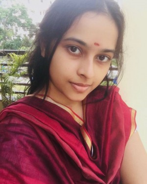 Sri Divya (aka) Sri Diviya