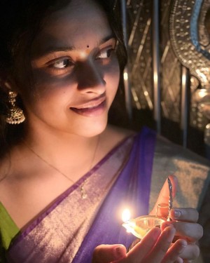 Sri Divya (aka) Sri Diviya