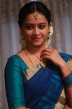 Sri Divya (aka) Sri Diviya