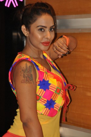 Sri Reddy (aka) SriReddy