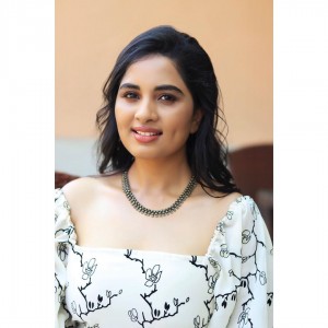 Srushti Dange (aka) Srushti