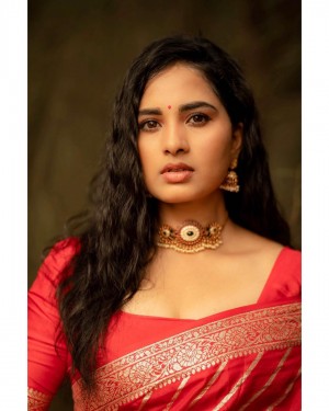 Srushti Dange (aka) Srushti