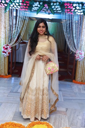 Suja Varunee (aka) Suja Varune