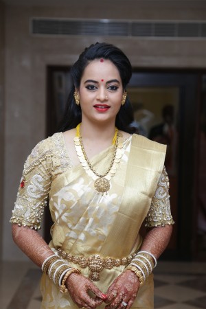 Suja Varunee (aka) Suja Varune