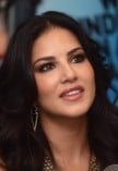 Sunny Leone (aka) SunnyLeone