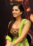 Sunny Leone (aka) SunnyLeone