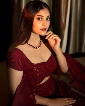 Surabhi (aka) Surbhi