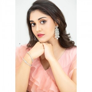 Surabhi (aka) Surbhi