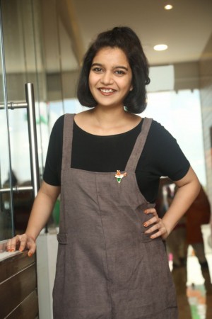 Swathi (aka) Swathi Reddy