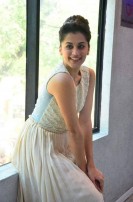 Taapsee Pannu (aka) Actress Tapsee