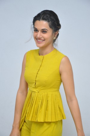 Taapsee Pannu (aka) Actress Tapsee