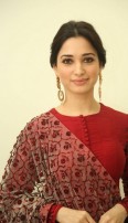 Tamannaah Bhatia (aka) Tamannaah