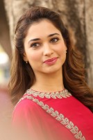 Tamannaah Bhatia (aka) Tamannaah