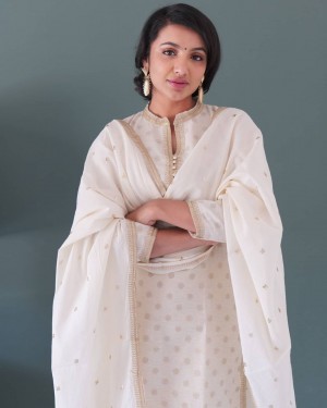 Tejaswi Madivada (aka) Tejaswi Mativada