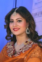 Urvashi Rautela (aka) Urvashi Rautela