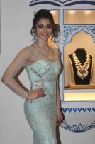 Urvashi Rautela (aka) Urvashi Rautela