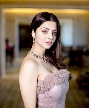 Vedhika (aka) Vedhicka Kumar