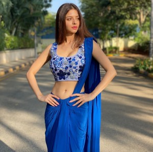 Vedhika (aka) Vedhicka Kumar