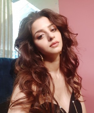 Vedhika (aka) Vedhicka Kumar