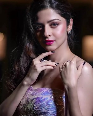 Vedhika (aka) Vedhicka Kumar