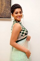 Yamini Bhaskar (aka) Yamini