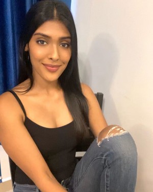 Gayathri Reddy (aka) Gayathri Reddyy