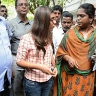 193px x 194px - Nazriya Nazim reached the commissioner's office, quickly submitted her  complaint and left