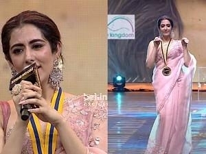 VIDEO: Jonita Gandhi stuns with her Arabic Kuthu and Vaseegara songs at BGM 2022!