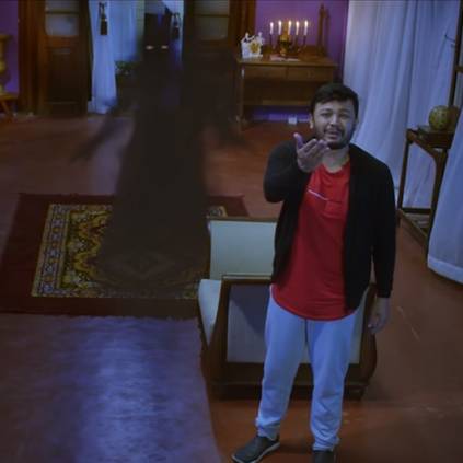 Trailer video of Dhilluku Dhuddu Kannada remake titled Gimmick feat Golden Star Ganesh