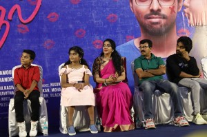 100% Kaadhal Press Meet