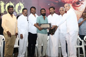 Asuran Success Meet